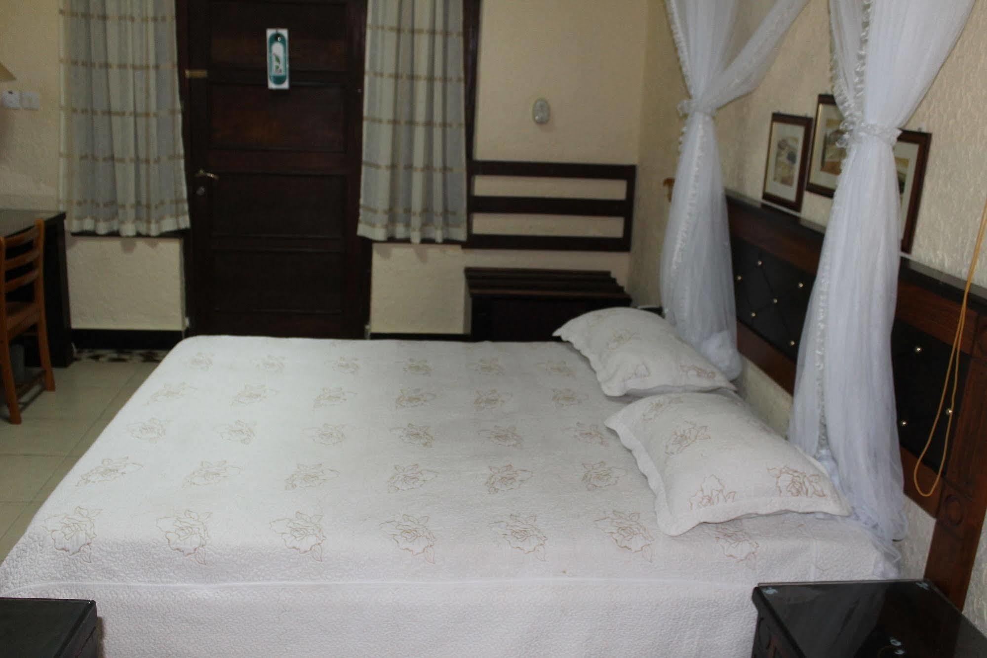 New Dodoma Hotel Екстериор снимка